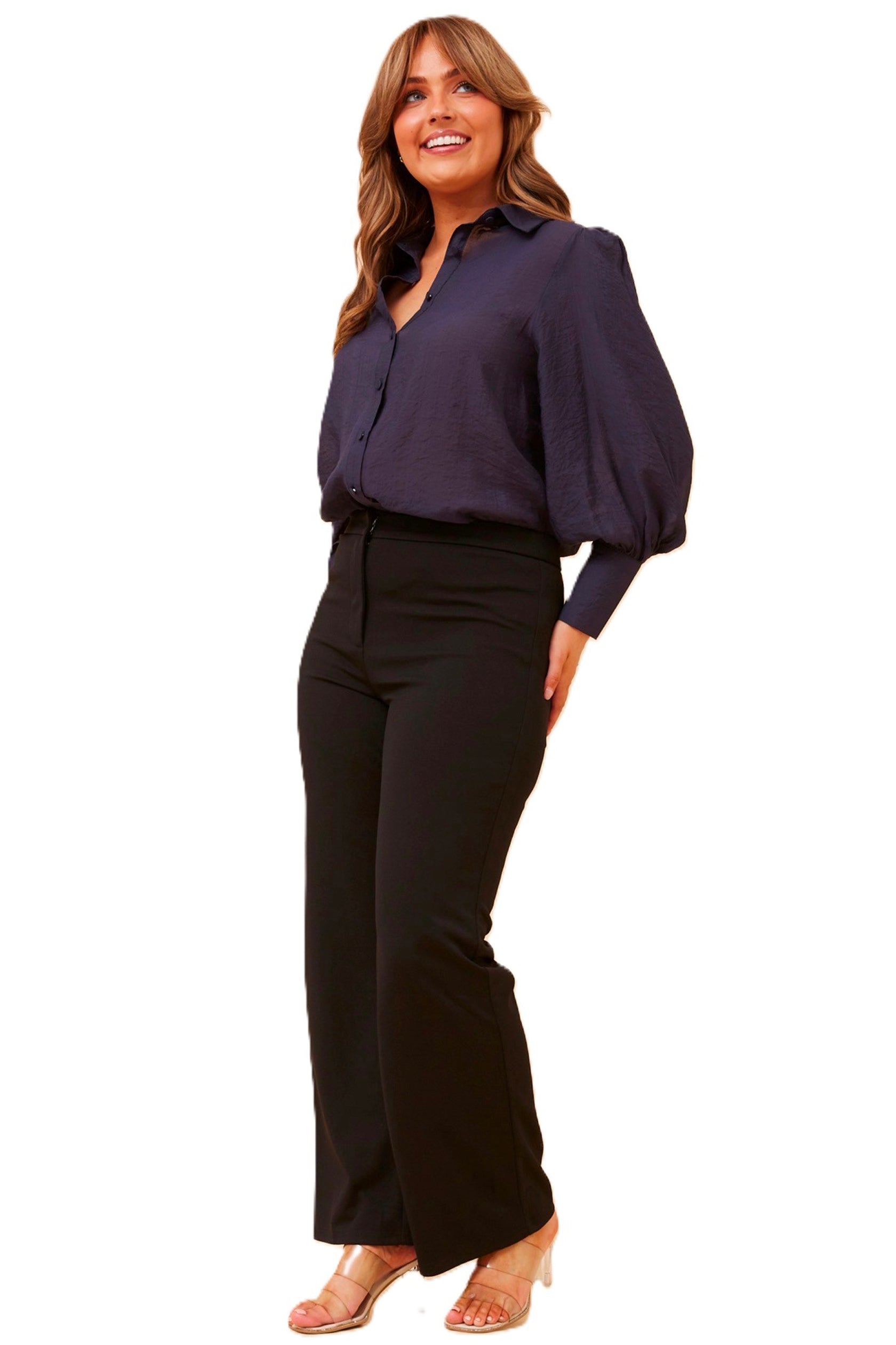 Our Belle shirt comes in gorgeous seasonal prints and is a must-have for every workwear wardrobe! Easy to style with formal trousers or skirts and kitten heels, or paired with your favourite jeans and boots for that dressy look! It's All About You Boutique Cleveland Markets