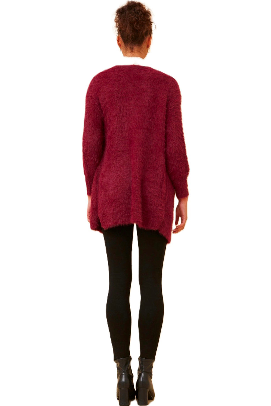 The Leeza Cardigan effortlessly combines comfort and style with its soft eyelash yarn and is ideal for easy transeasonal styling. Pair it with your favorite jeans and a basic tee for a trendy day look, or belt it over a dress for an effortless transition from day to night. Cleveland markets It's All About You Boutique