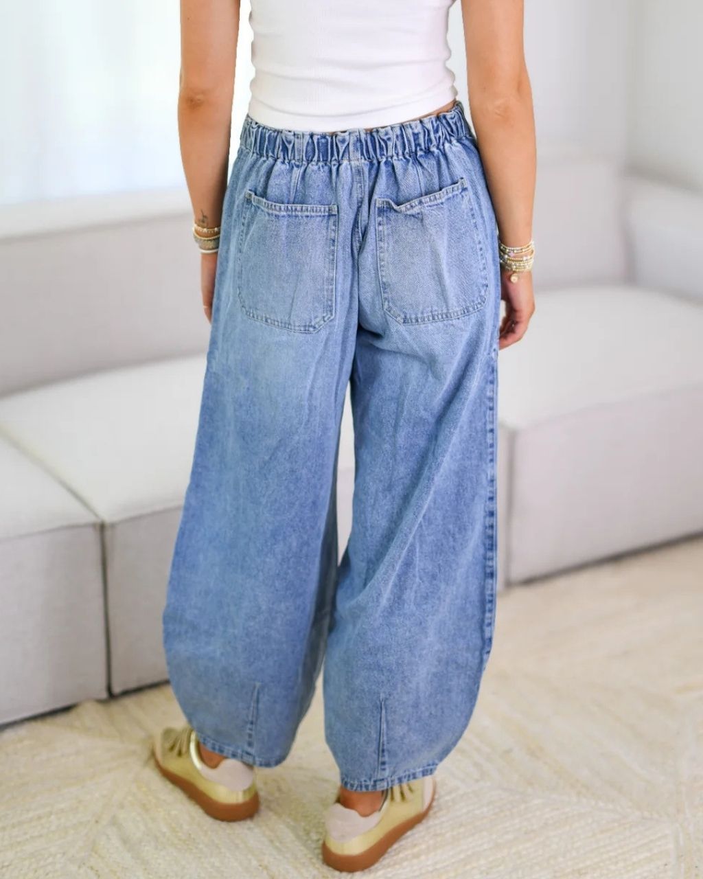 Daisy Relaxed Barrel Jean